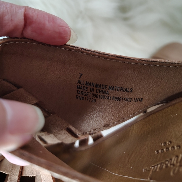 Universal Thread Aiden Huarache Heeled Mules - Picture 6 of 12